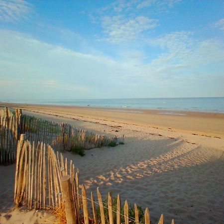 Вилла Gite L'Escapade Bord De Mer Жуллувиль-ле-Пен Экстерьер фото